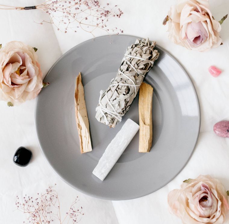 Sage, Selenite & Palo Santo Cleansing Kit