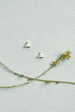 Load image into Gallery viewer, Triangle Solitaire Stud Earrings
